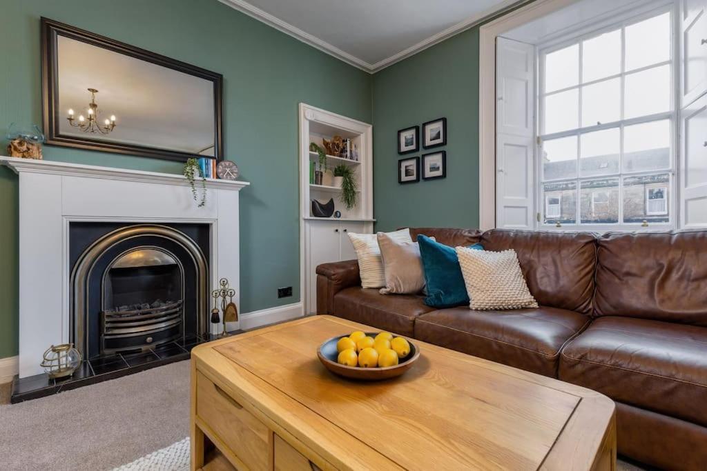 The Stirling Townhouse Villa Luaran gambar