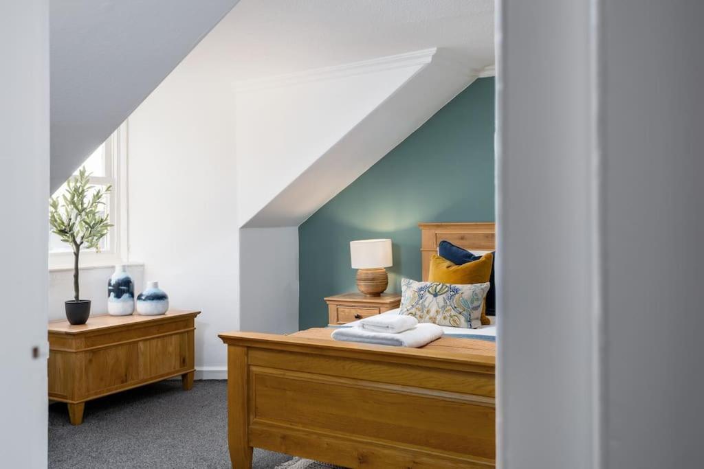 The Stirling Townhouse Villa Luaran gambar