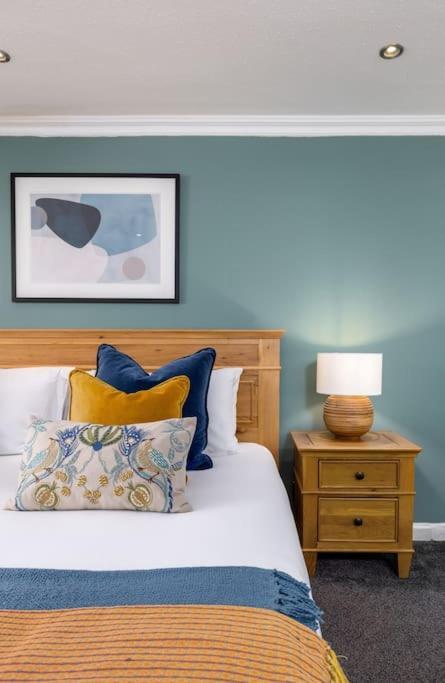 The Stirling Townhouse Villa Luaran gambar
