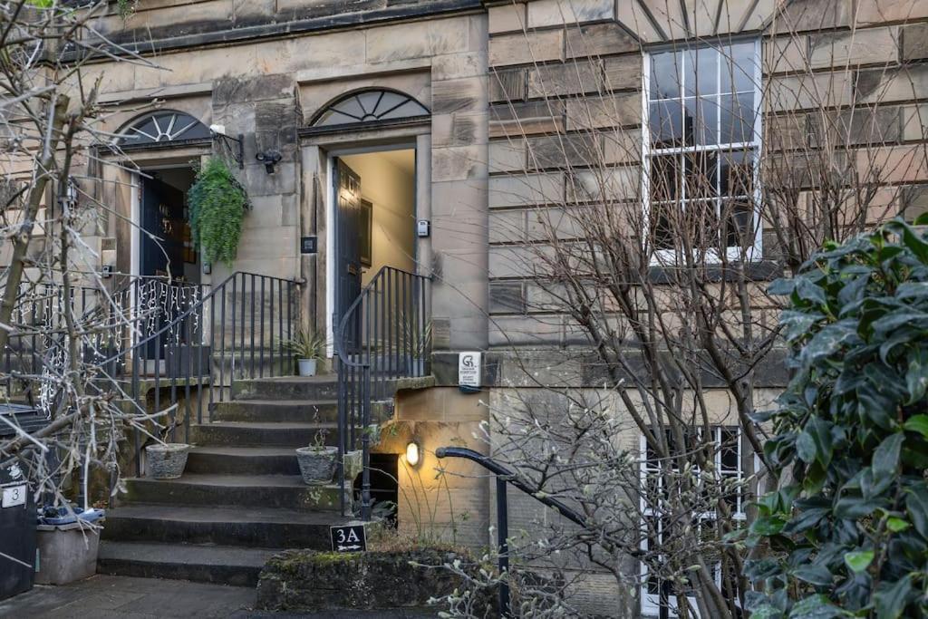 The Stirling Townhouse Villa Luaran gambar